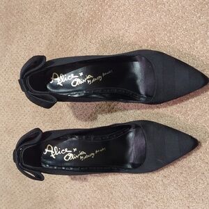 Alice+ Olivia by Stacy Bendet, size 7 black 4" heels